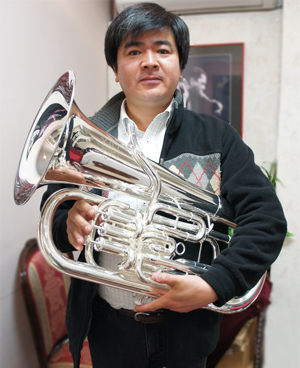 山岡 潤